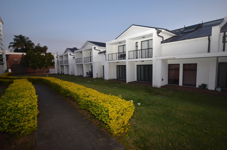 1 Bedroom Property for Sale in Nahoon Valley Park Eastern Cape